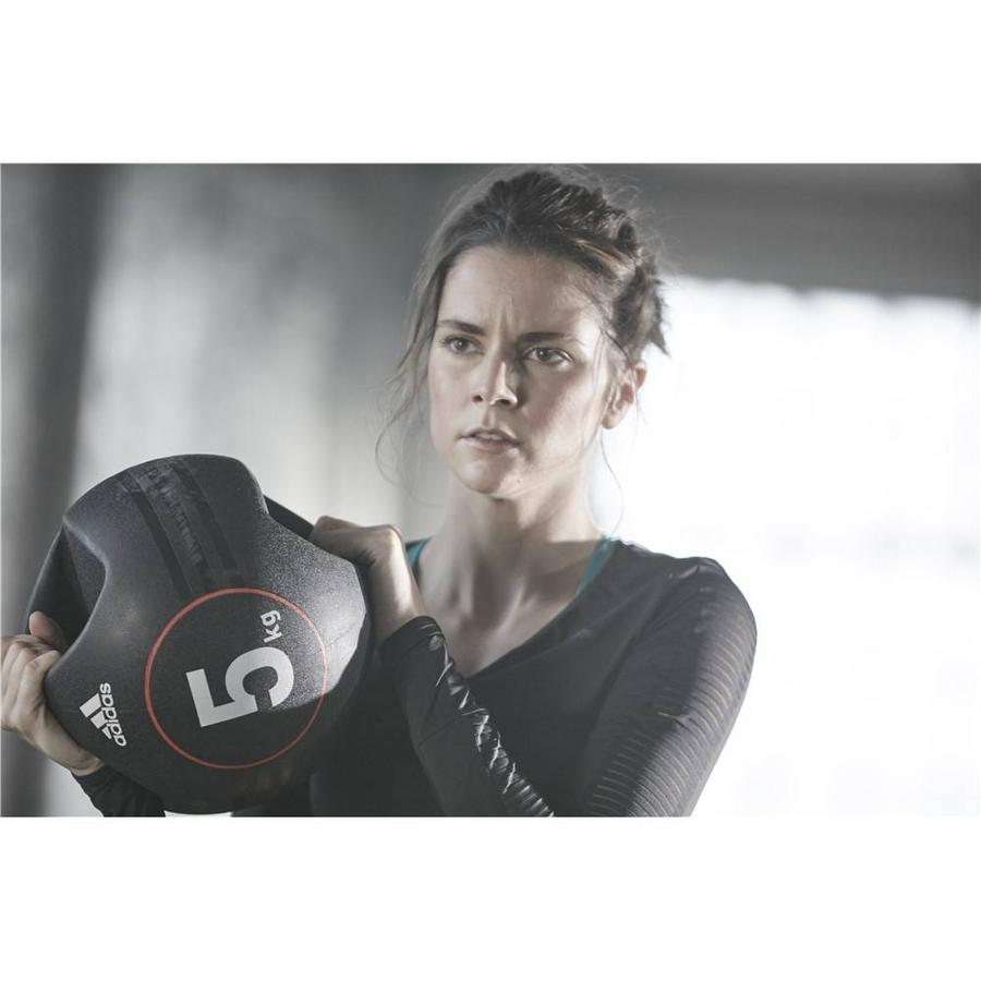 Kép 9/16 - Adidas medicinlabda fogantyúval - 5 kg 8